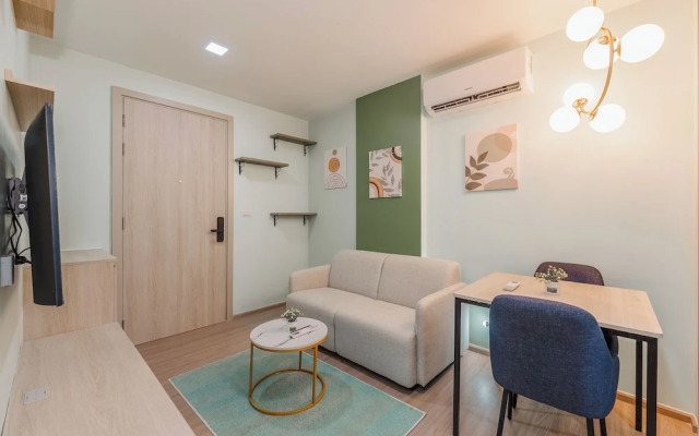 Peaceful Retreat in Heart of Phuket C210