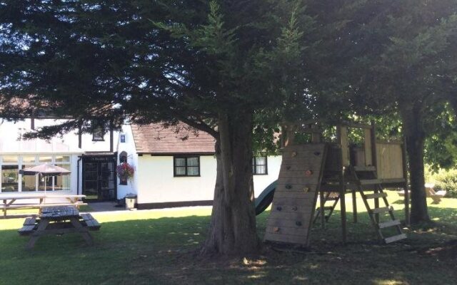 The Fountain Inn