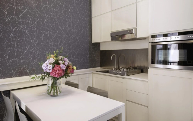 Beautiful Studio Flat With Balcony in Front of Arena
