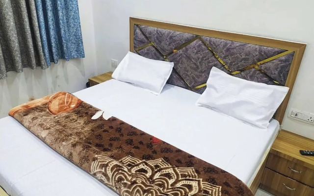 Hotel Meera residency Mathura
