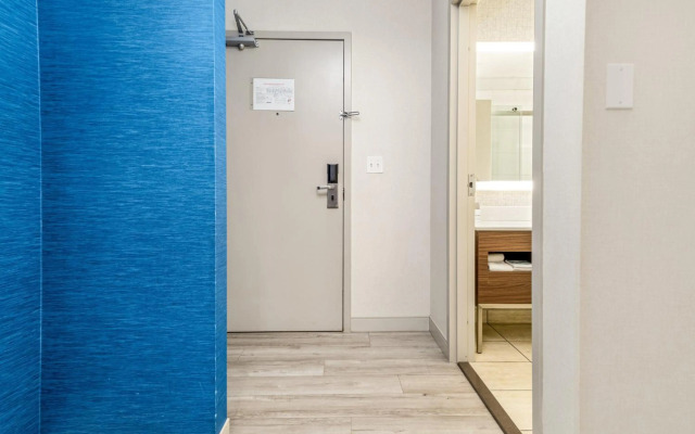 Holiday Inn Express & Suites Medicine Hat Transcanada Hwy 1 by IHG