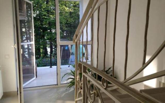 Pribrezhny Guest House