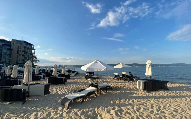 Cozy Studio in Rainbow 3