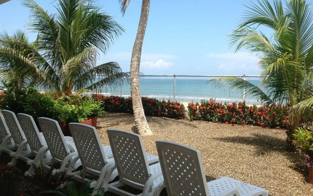 Emblema Playa Manzanillo Hotel and Spa