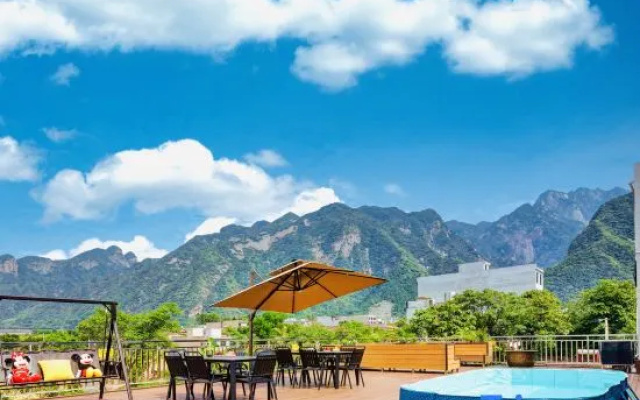 Qixia Mountain Residence Homestay (Huashan Scenic Area Tourist Center Store) – Outside – Weinan