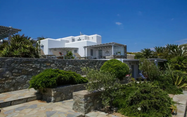 Sea & Sun Estate