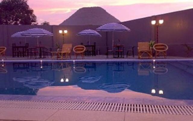 Grand Wisata Hotel