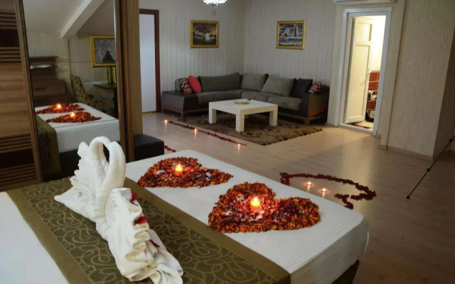 GUMUS PALACE SUITES Hotel