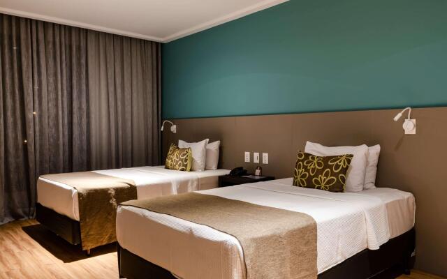 Comfort Suites Vitoria