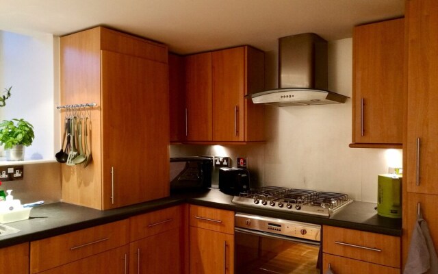 1 Bedroom Mezzanine Flat