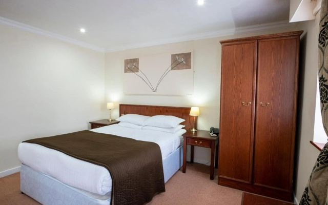 Beaufort Park Hotel