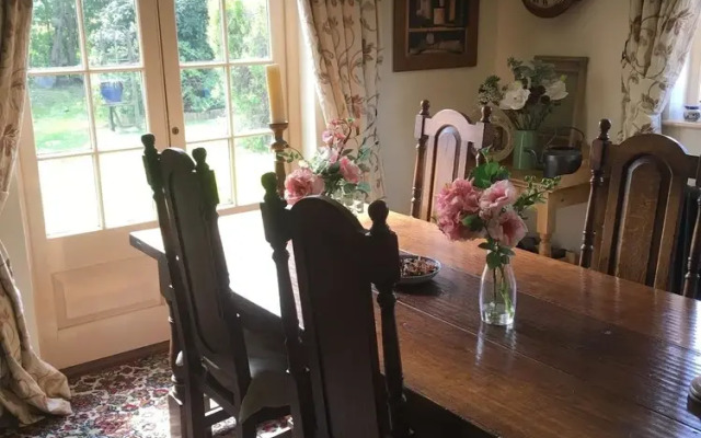 Bumble Cottage B&B