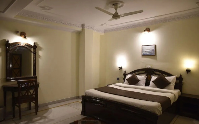 Hotel Swarn Palace by OYO Rooms