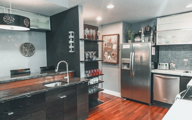 Modern Blue Ultra Chic Nashville Retreat