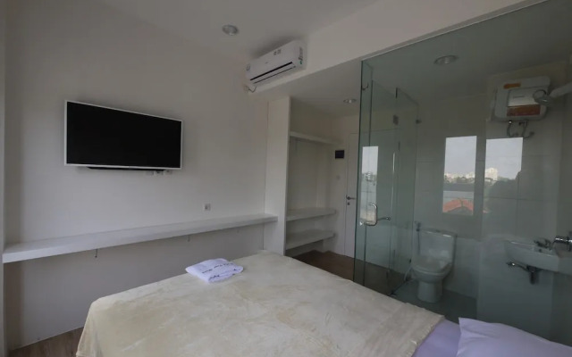Rumah Kayu Manis Bintaro