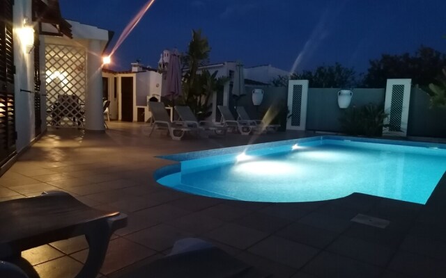Villa 2, Great Spot Oura Beach, Albufeira