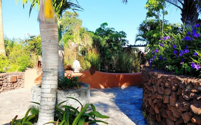 Lemon Tree Don Jose by HelloApartments