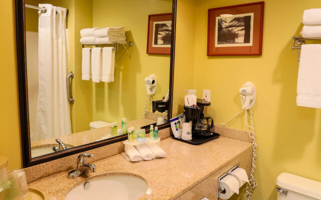 Holiday Inn Express Bemidji