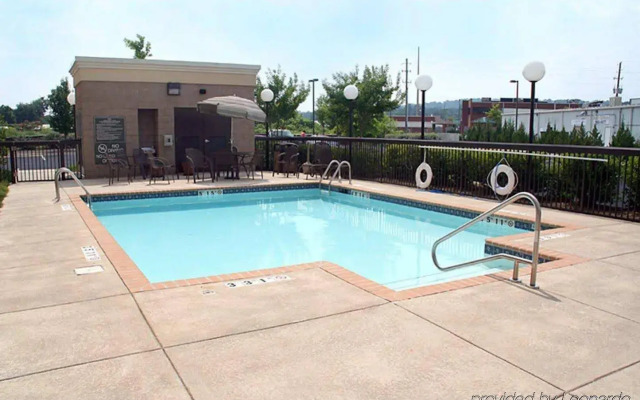 Hampton Inn & Suites Birmingham-Pelham (I-65)