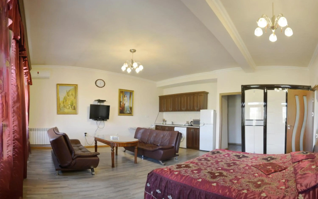 Family Hotel