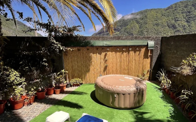 Gardens Guest House-hostel