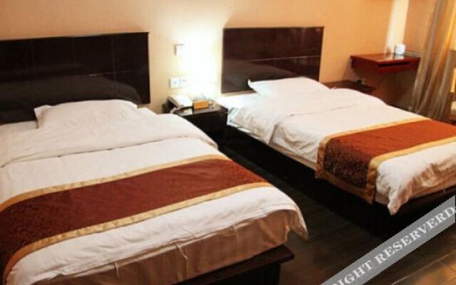 Urumqi Lu Jiayi Business Express Hotel