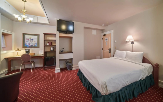 Bedford Regency Hotel