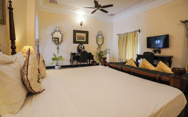 Khas Bagh