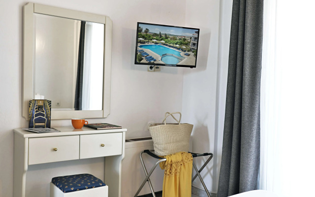 Acrotel Lily Ann Village