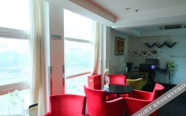 Pier One Hotel