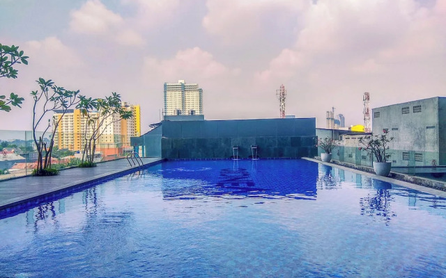 Modern Look And Comfortable Studio Evenciio Margonda Apartment