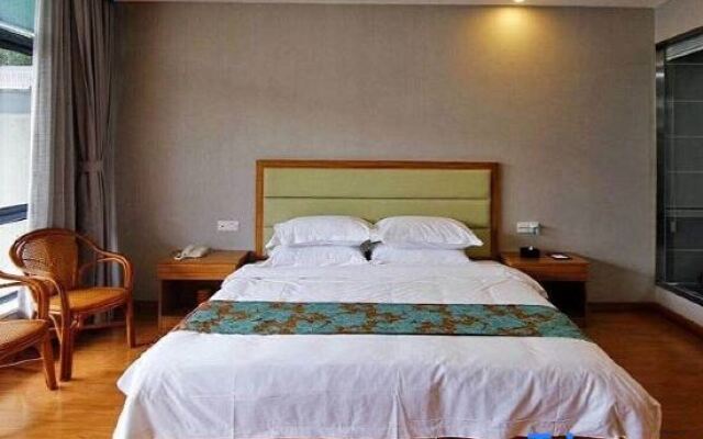 Zhengzhou Huanghegu Hot Spring Hotel