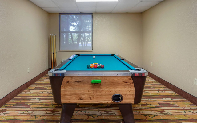 Comfort Inn & Suites Branson Meadows