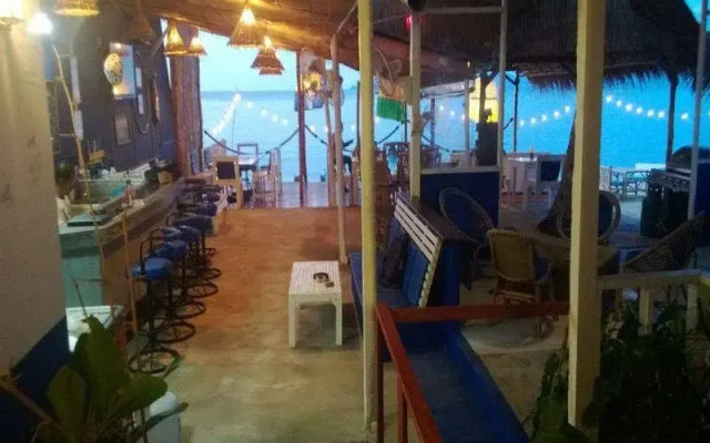 The White Pearl Beach Club