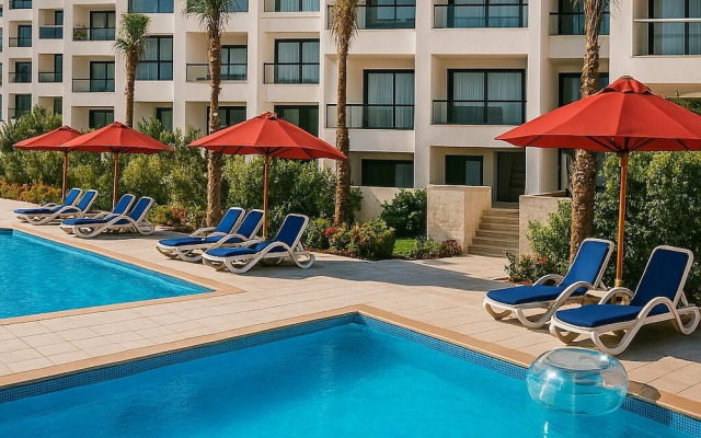 Charming Chalet in Port Said With Garden View