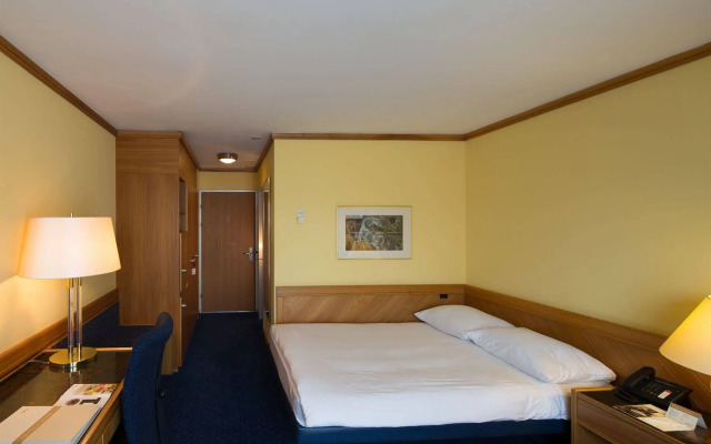 Stay at Zurich Airport
