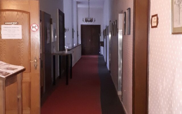 Prisma Hotel Burg Bollendorf
