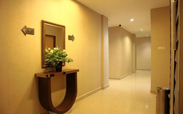 Hotel Bumi Malaya by OYO Rooms