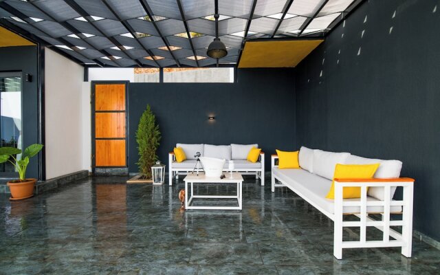 Villa Mulberry Collection 1