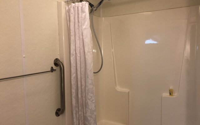 Town N' Country Motel and Shuttle