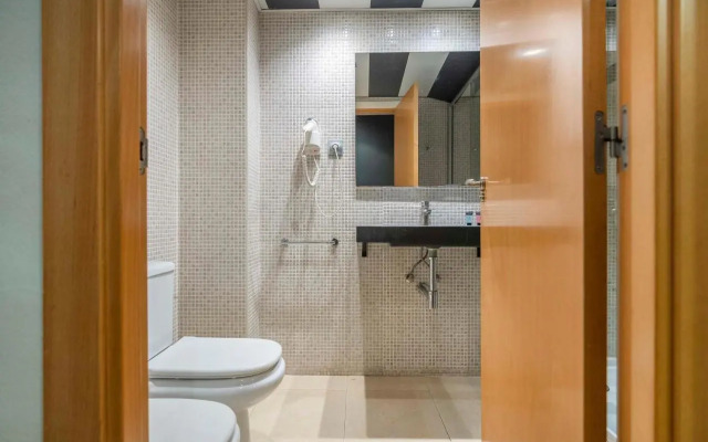 Modern and bright apartment in Eixample 1-2