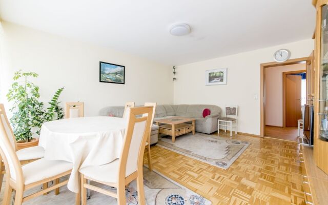 Private Apartment Ossietzkyring