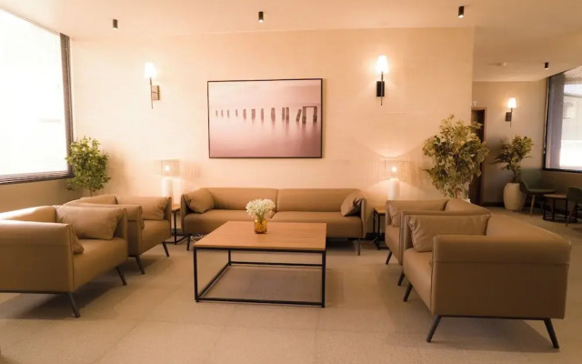 New Amaan Hotel
