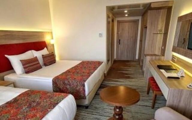 Orkis Palace Termal Otel