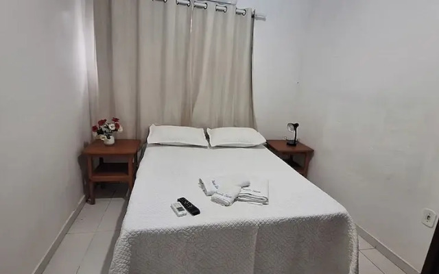 pousada da tia Lúcia-Loft Rosa Amarela