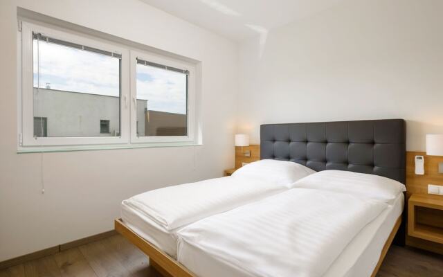 Gorgeous Apartment With Swimming Pool, Roof Terrace, Garden