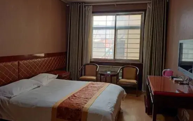 Dingxi Longjin Hotel