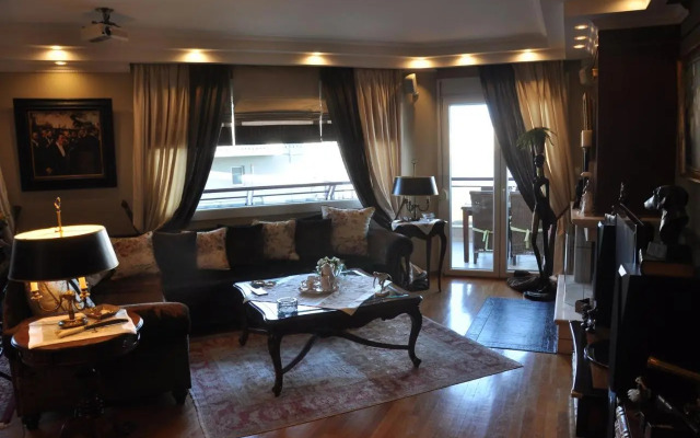 Classic Apartment With Beautiful View