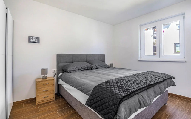 Sauna & Jacuzzi Apartment Rossa