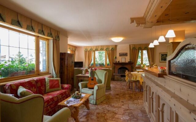 Meuble Cima Bianca Garni